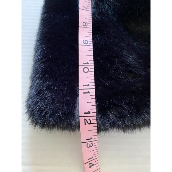 Tngan NWT Glam Rave Party Black Faux Fur Wrap Stole With Satin Lining Size S - Picture 9 of 9